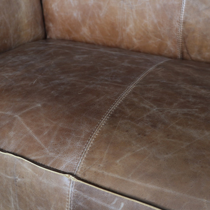 ACME Brancaster Sofa Model 53545 - MONAVILLA