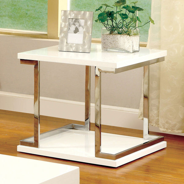 Furniture Of America Meda White/Chrome Contemporary End Table, White Model CM4486E - MONAVILLA