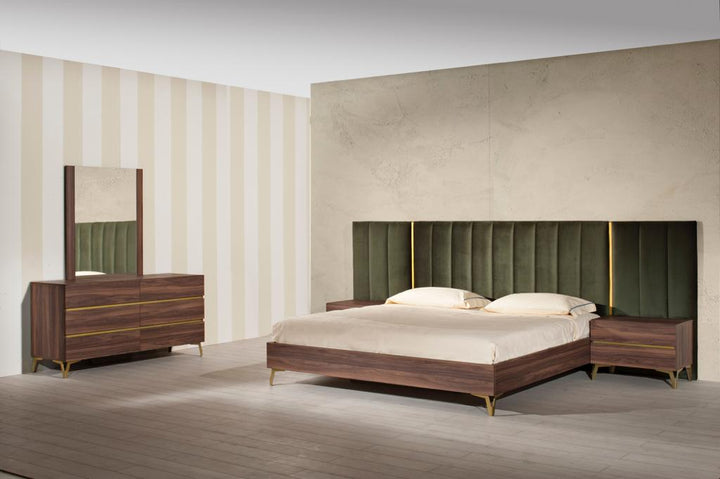 Nova Domus Calabria Modern Walnut Mirror - MONAVILLA