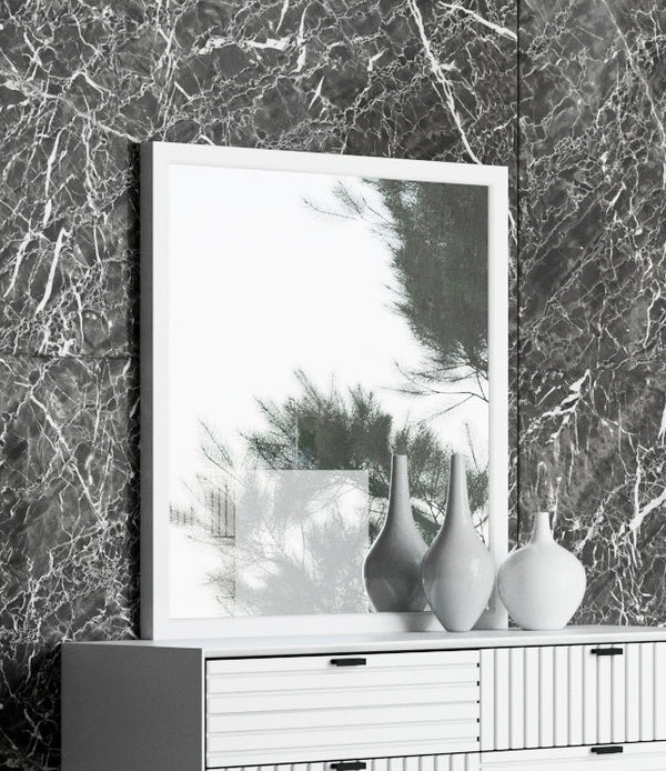 Nova Domus Valencia Contemporary White Mirror - MONAVILLA